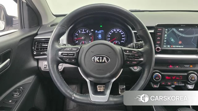Kia Stonic 2020 Белый из Кореи, фото 5
