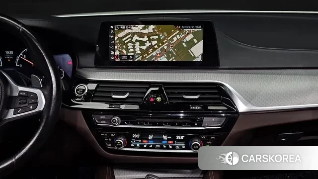 BMW 5 Series (G30) 2019 Белый из Кореи, фото 5