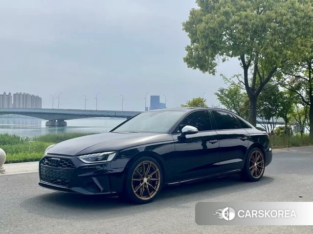 Audi S4 2021 Черный из Китая, фото 5