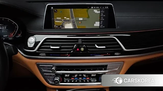 BMW 7 Series (G11) 2021 Черный из Кореи, фото 5