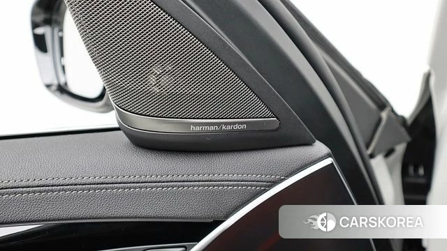 BMW 5 Series (G30) 2021 Белый из Кореи, фото 5