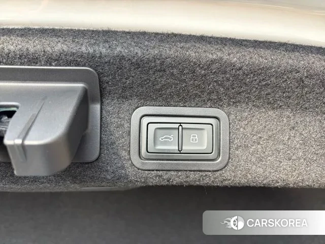 Audi A6 (C8) 2022 Белый из Кореи, фото 5