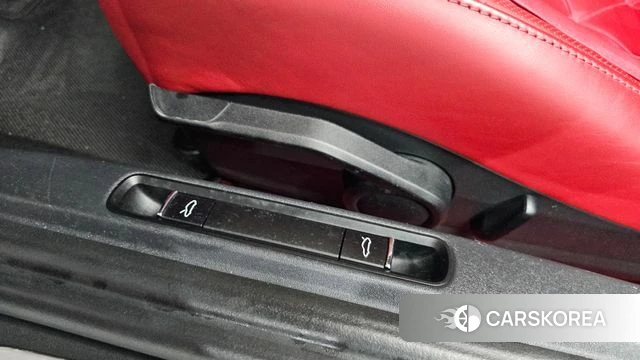 Porsche 718 Cayman 2021 Серебряный из Кореи, фото 5