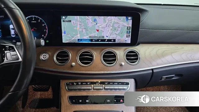 Mercedes-Benz E-Class W213 2021 Белый из Кореи, фото 5