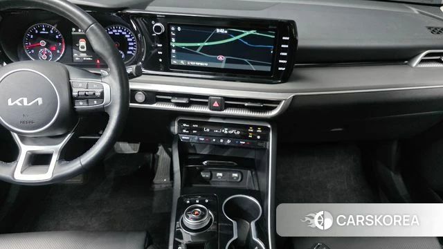 Kia K5 3rd generation 2022 Белый из Кореи, фото 5