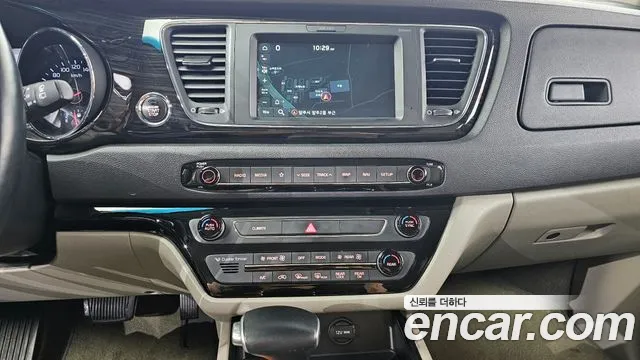 Kia The New Carnival id 2687079 из Кореи 5