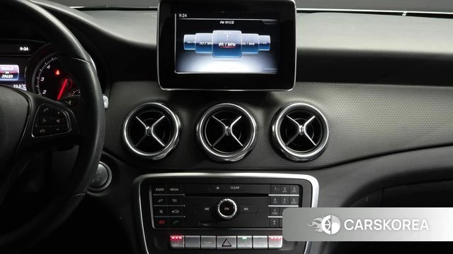 Mercedes-Benz GLA-Class X156 2019 Белый из Кореи, фото 5