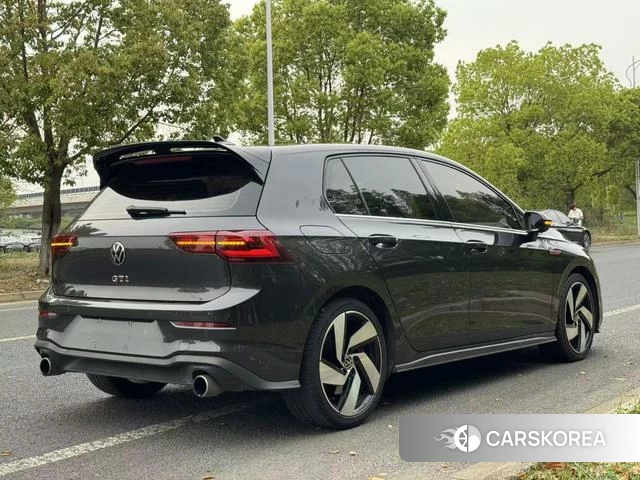 Volkswagen Golf GTI 2021 Черный из Китая, фото 5