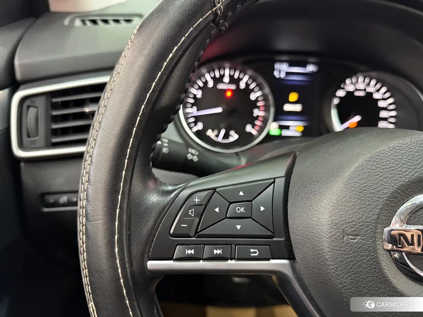 Nissan Qashqai 2022 Champagne/brown из Китая, фото 5