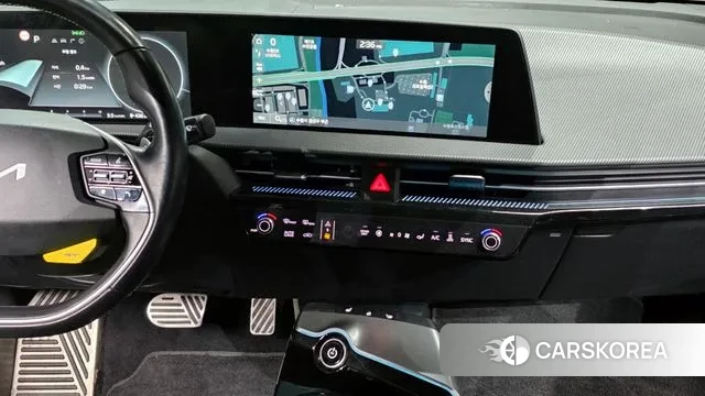 Kia EV6 2023 Белый из Кореи, фото 5