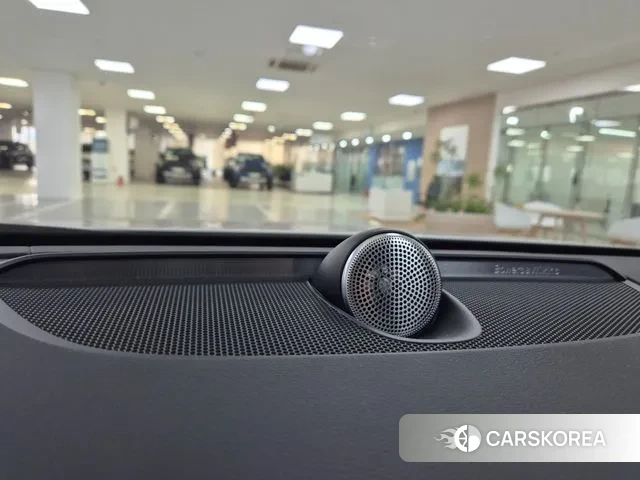 Volvo V90 Cross-Country 2025 Белый из Кореи, фото 5