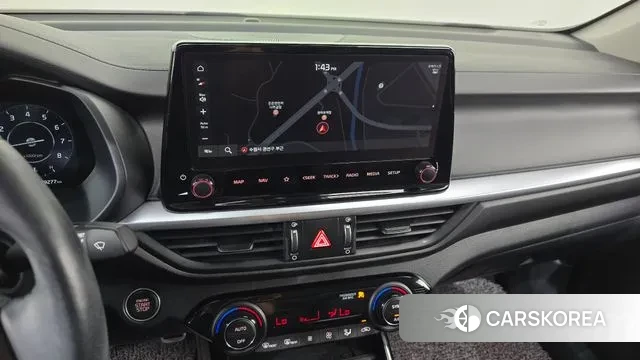 Kia The New K3 2nd generation 2022 Белый из Кореи, фото 5