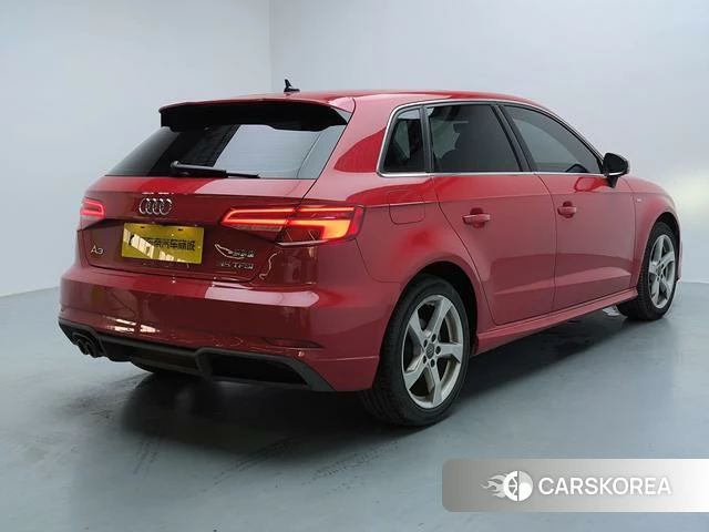 Audi A3 2021 Красный из Китая, фото 5