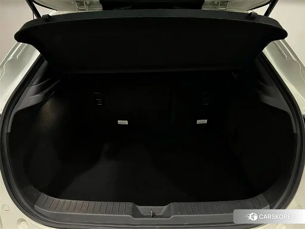 Mazda CX-30 2022 Белый из Китая, фото 5