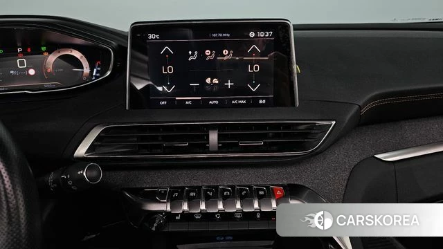Peugeot 5008 second generation 2019 Белый из Кореи, фото 5