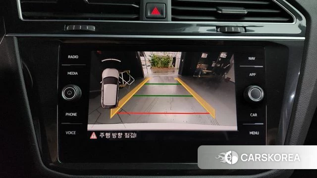 Volkswagen Tiguan second Generation 2019 Белый из Кореи, фото 5