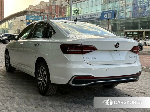 Volkswagen Lavida 2026 Белый из Китая, фото 5