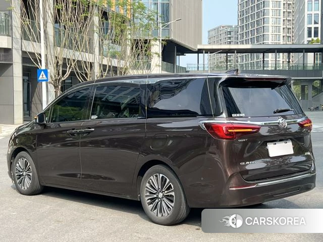 Buick GL8 2021 Коричневый из Китая, фото 5