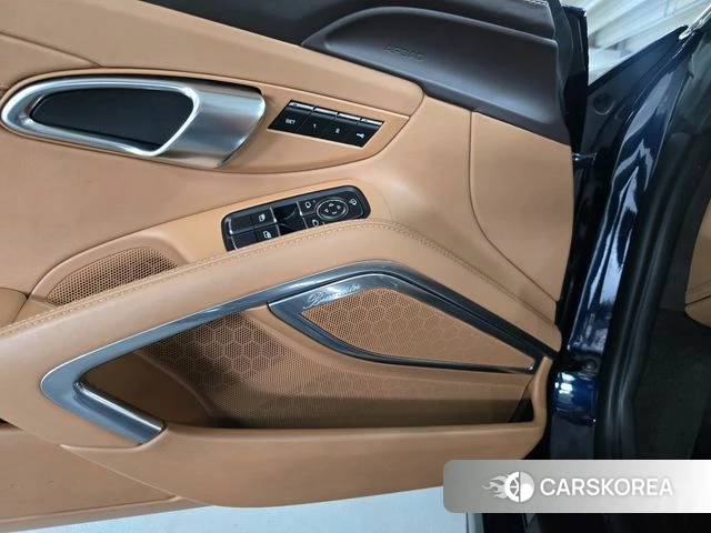 Porsche 718 Boxster 2021 Синий из Кореи, фото 5
