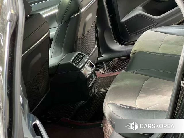 Audi A6L 2023 Черный из Китая, фото 5