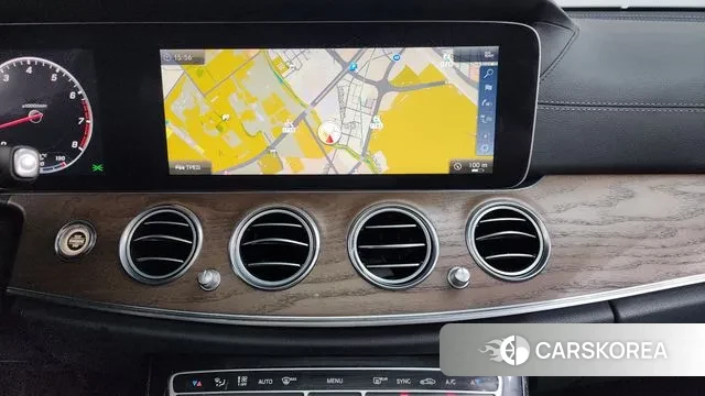 Mercedes-Benz E-Class W213 2018 Белый из Кореи, фото 5