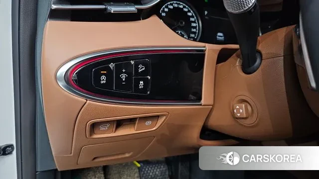 Genesis GV70 2024 Белый из Кореи, фото 5