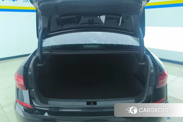 Volkswagen Passat 2020 Черный из Китая, фото 5