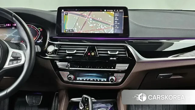 BMW 5 Series (G30) 2023 Черный из Кореи, фото 5