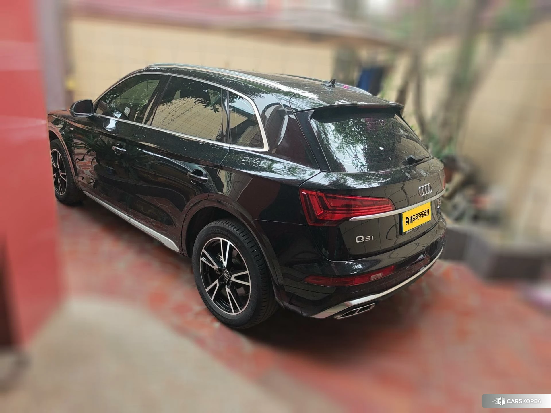 Audi Q5L 2021 Черный из Китая, фото 5