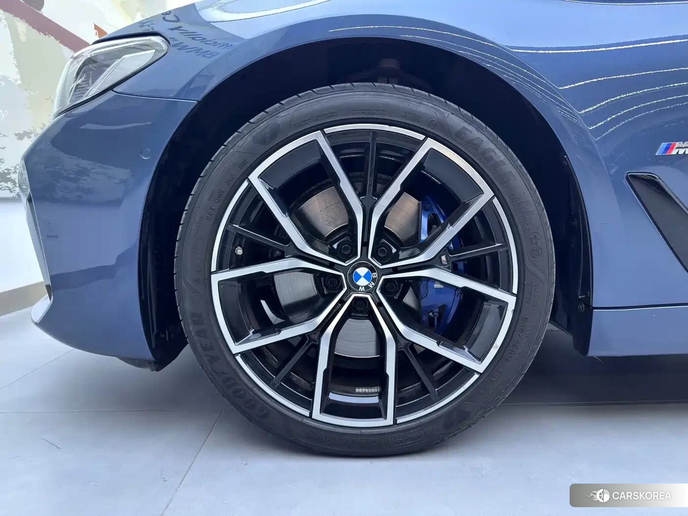 BMW 5 series 2023 Синий из Китая, фото 5