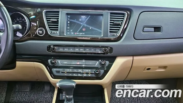 Kia The New Carnival id 2671022 из Кореи 5