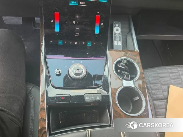 Cadillac Escalade 5th Generation 2025 Черный из Кореи, фото 5