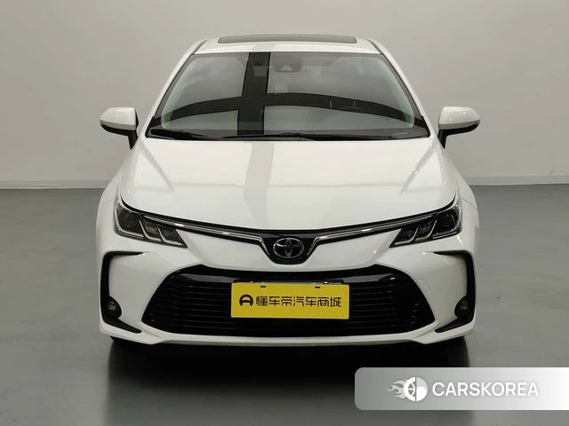 Toyota Corolla 2022 Белый из Китая, фото 5