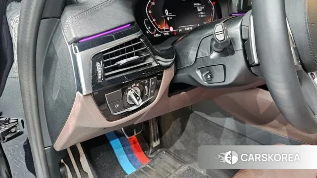 BMW 5 Series (G30) 2023 Черный из Кореи, фото 5