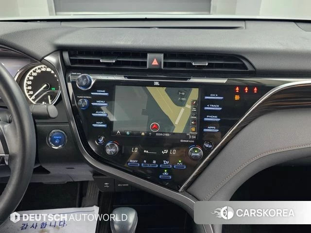 Toyota Camry (XV70) 2018 Серебряный из Кореи, фото 5
