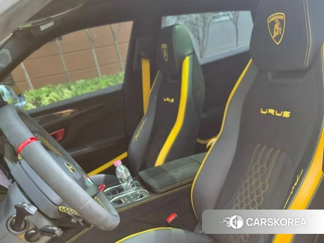 Lamborghini Urus 2024 Желтый из Кореи, фото 5