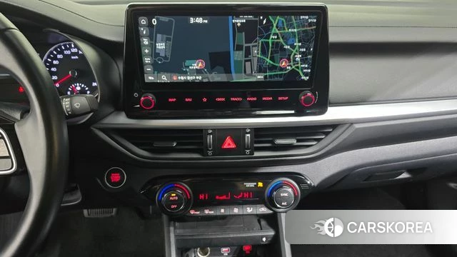 Kia The New K3 2nd generation 2022 Белый из Кореи, фото 5