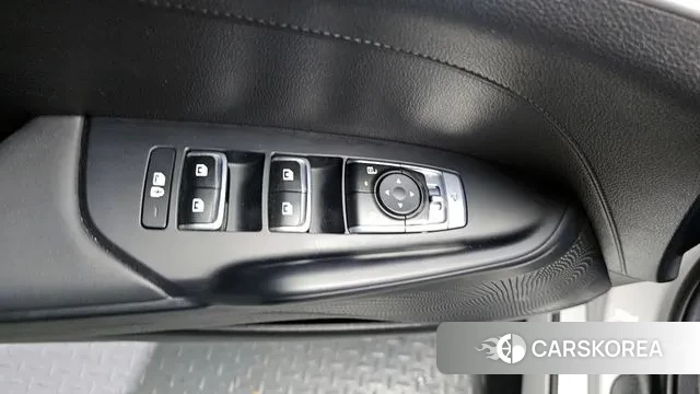 Kia The New K5 3rd generation 2023 Белый из Кореи, фото 5