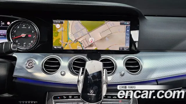 Mercedes-Benz E-Class W213 2020 Серебряный из Кореи, фото 5