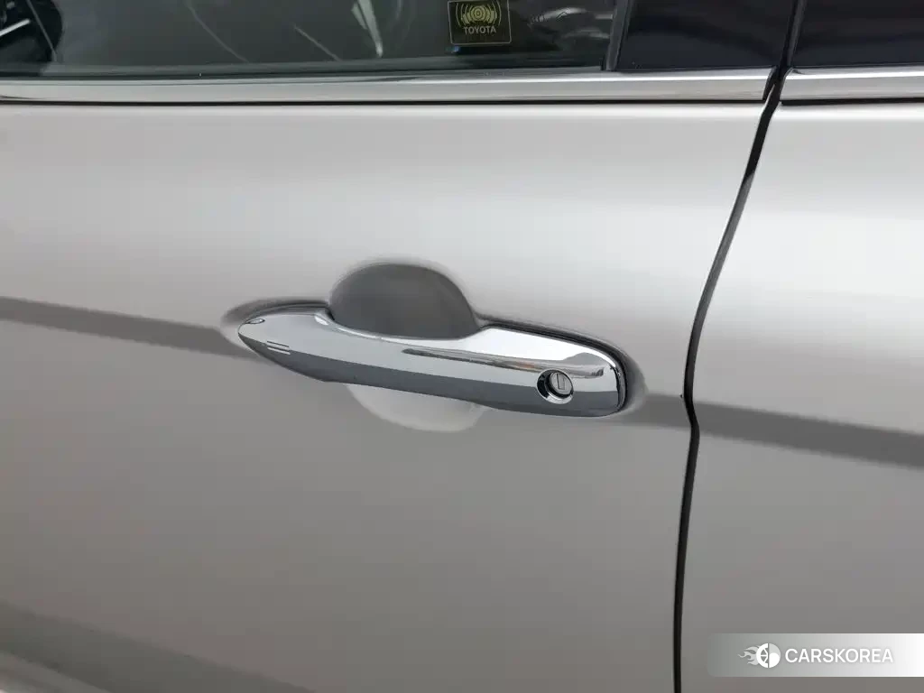 Toyota Camry 2019 Silver/gray из Китая, фото 5