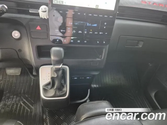 Hyundai Staria 2021 Серебристо-серый из Кореи, фото 5