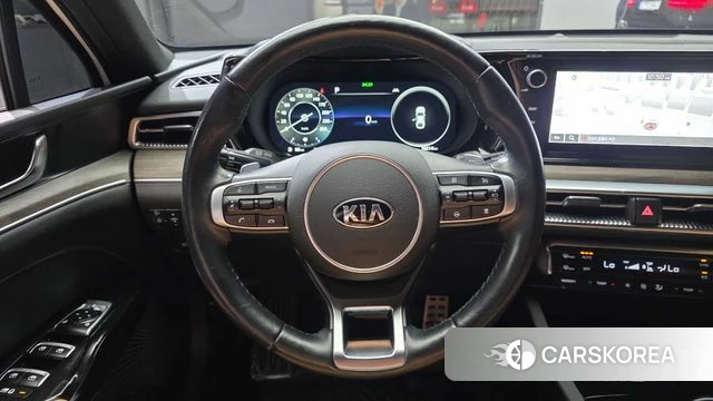 Kia K5 3rd generation 2021 Белый из Кореи, фото 5
