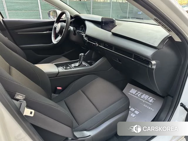 Mazda 3 Angkesaila 2022 Белый из Китая, фото 5