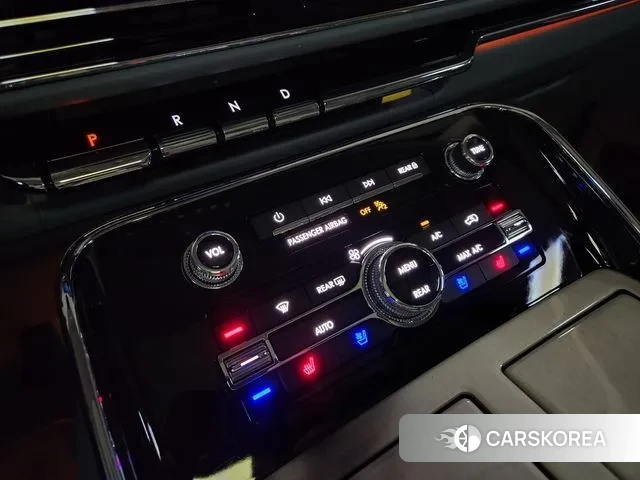 Lincoln Navigator 4th generation 2023 Черный из Кореи, фото 5