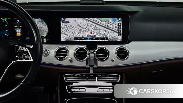 Mercedes-Benz E-Class W213 2020 Белый из Кореи, фото 5