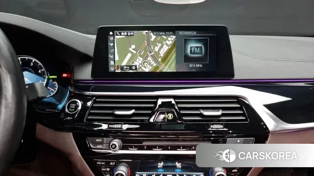 BMW 5 Series (G30) 2018 Синий из Кореи, фото 5