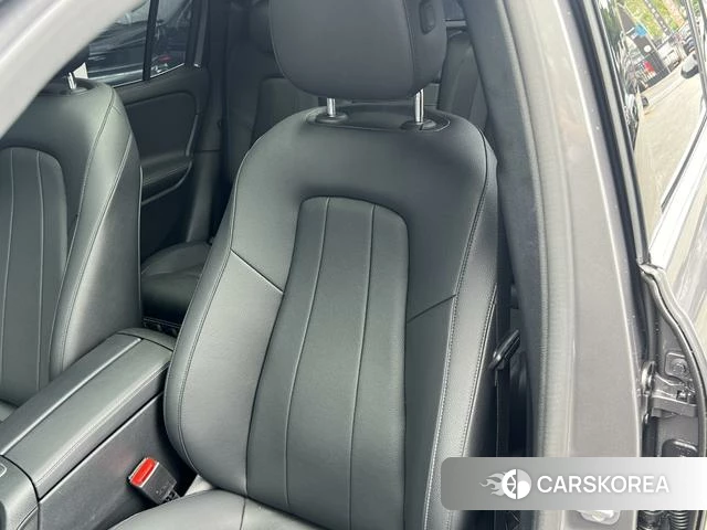 Mercedes-Benz GLB 2024 Темно-серый из Китая, фото 5