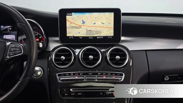 Mercedes-Benz C-Class W205 2018 Белый из Кореи, фото 5