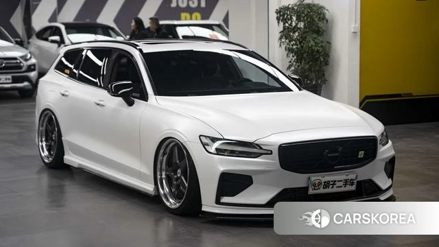 Volvo V60 2020 Белый из Китая, фото 5