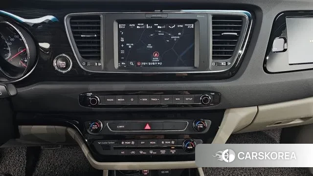 Kia The New Carnival 2018 Белый из Кореи, фото 5